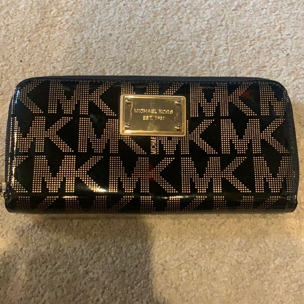 Micheal Kors Black and Gold Logo Wallet